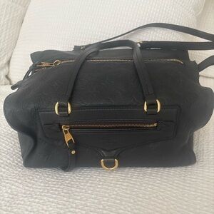 Louis Vuitton Mahina, leather solar PM
